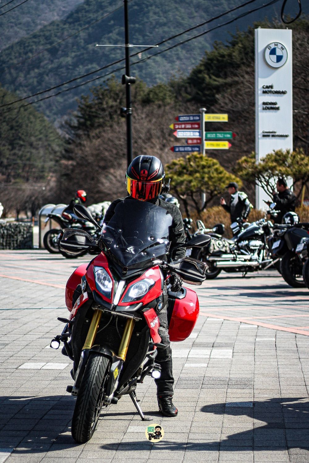 BMW S 1000 XR 13