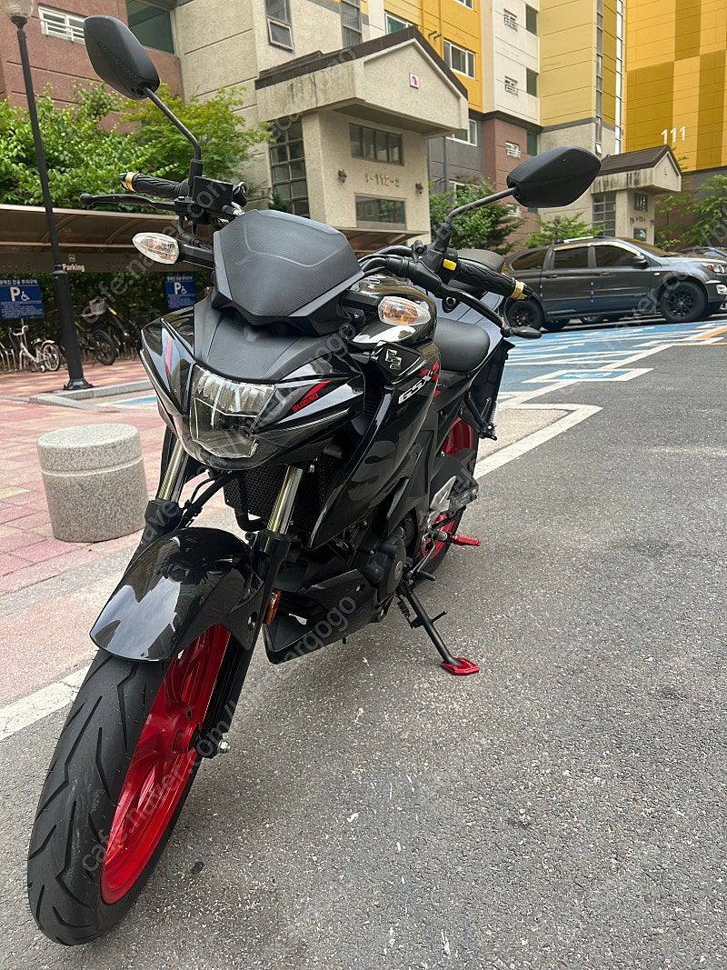 스즈키 GSX S 125 main