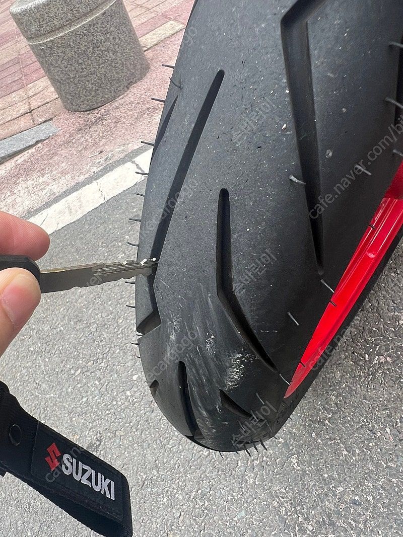 스즈키 GSX S 125 9