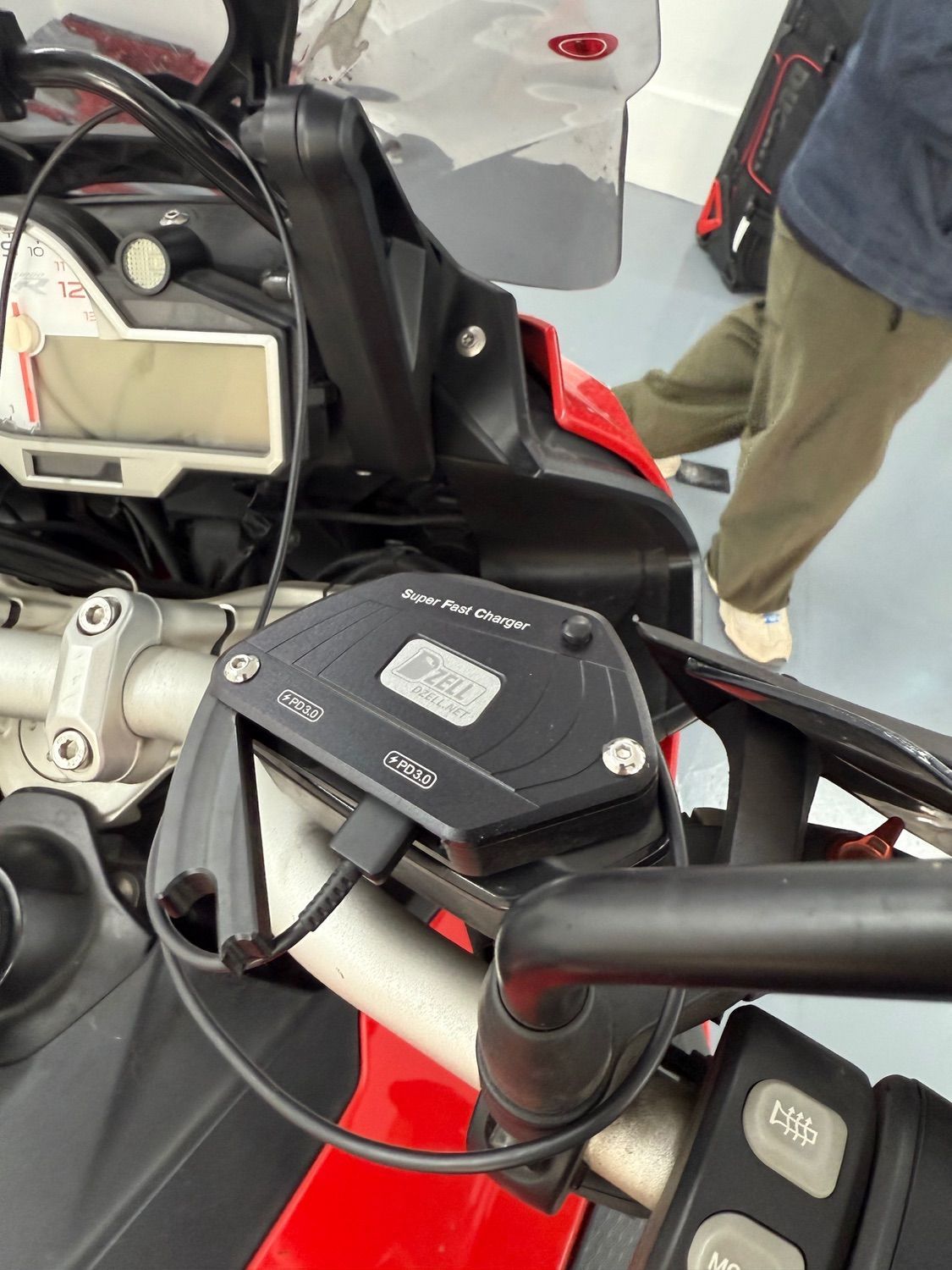 BMW S 1000 XR 9