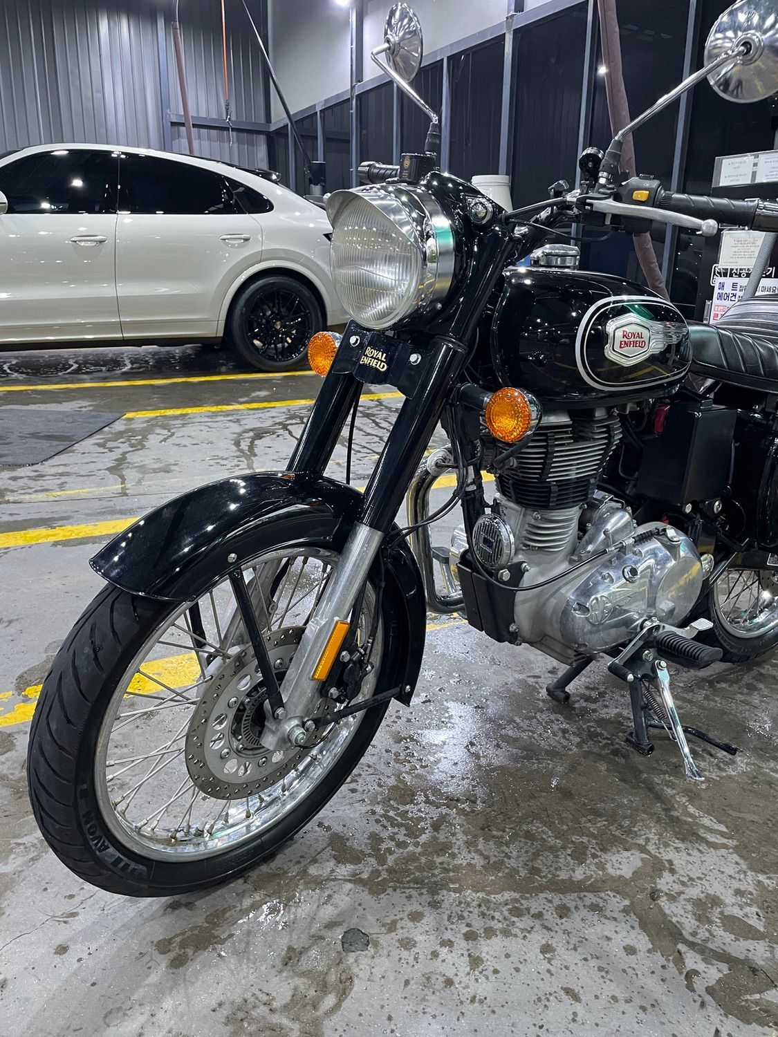 로얄엔필드 불렛 500 EFI more