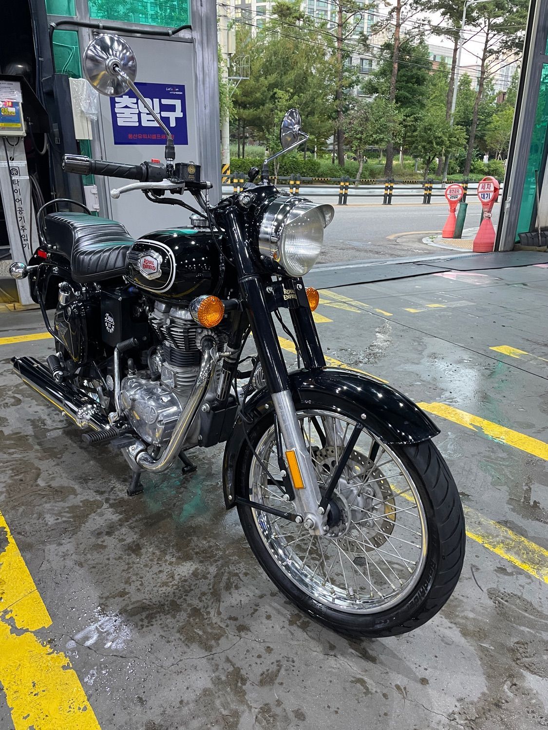 로얄엔필드 불렛 500 EFI 4