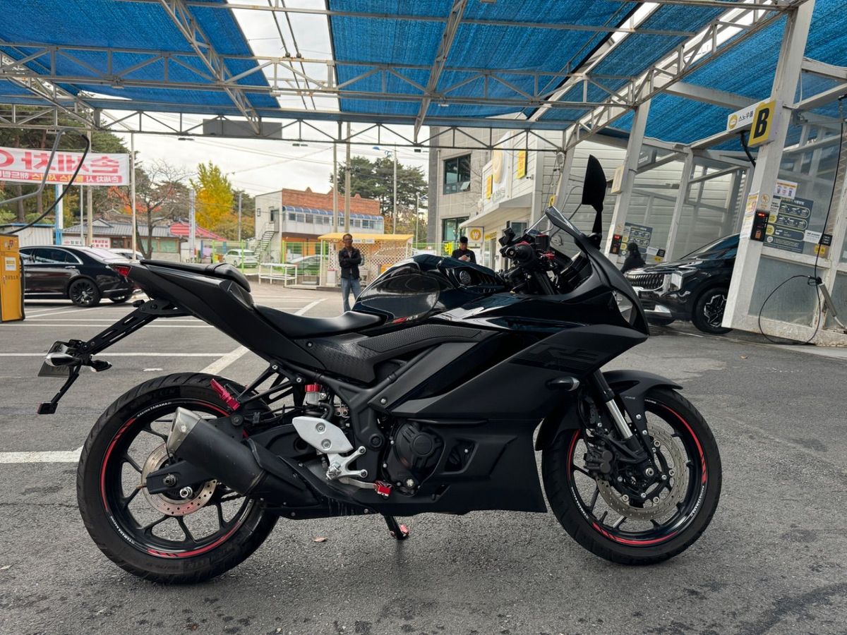 야마하 YZF R3 4