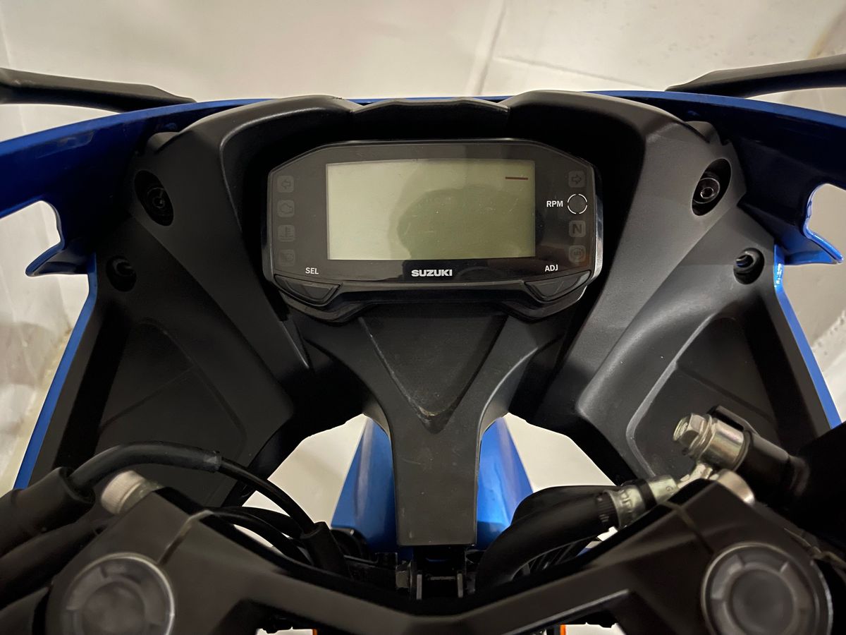 스즈키 GSX R 125 ABS 10