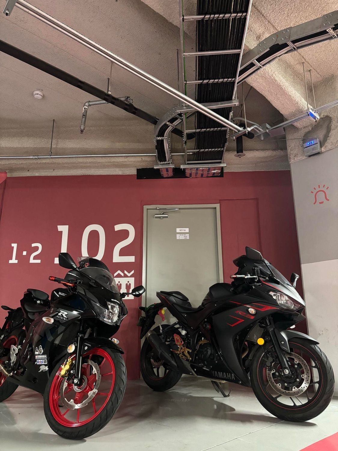 야마하 YZF R3 main