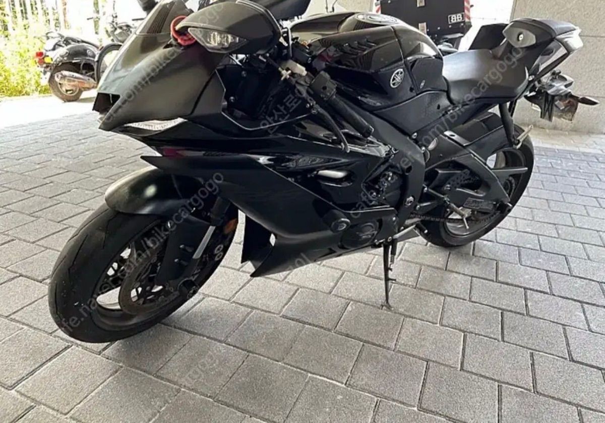 야마하 YZF R6 main