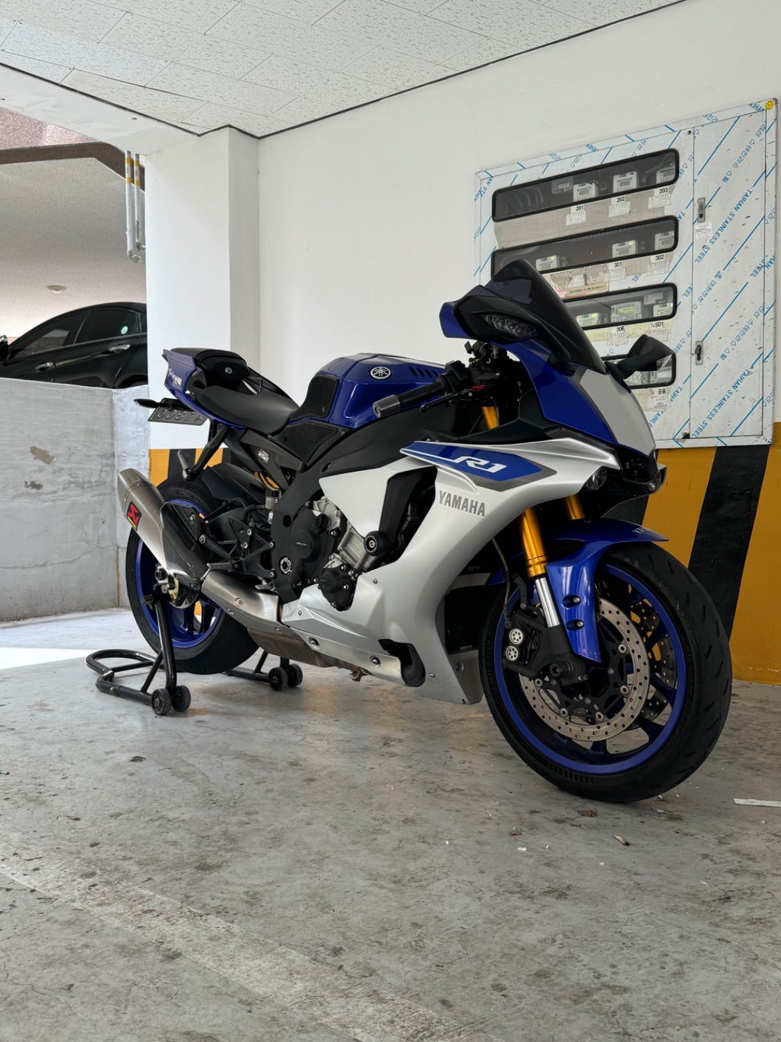 야마하 YZF R1 4