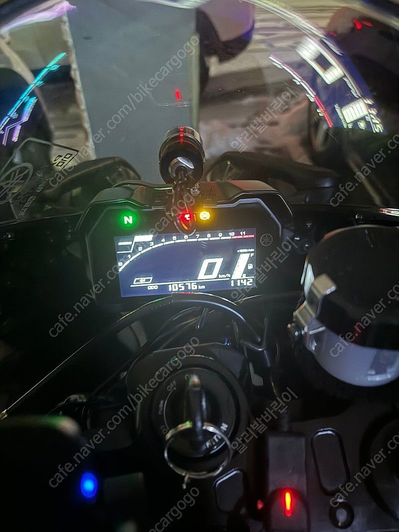 야마하 YZF R7 4