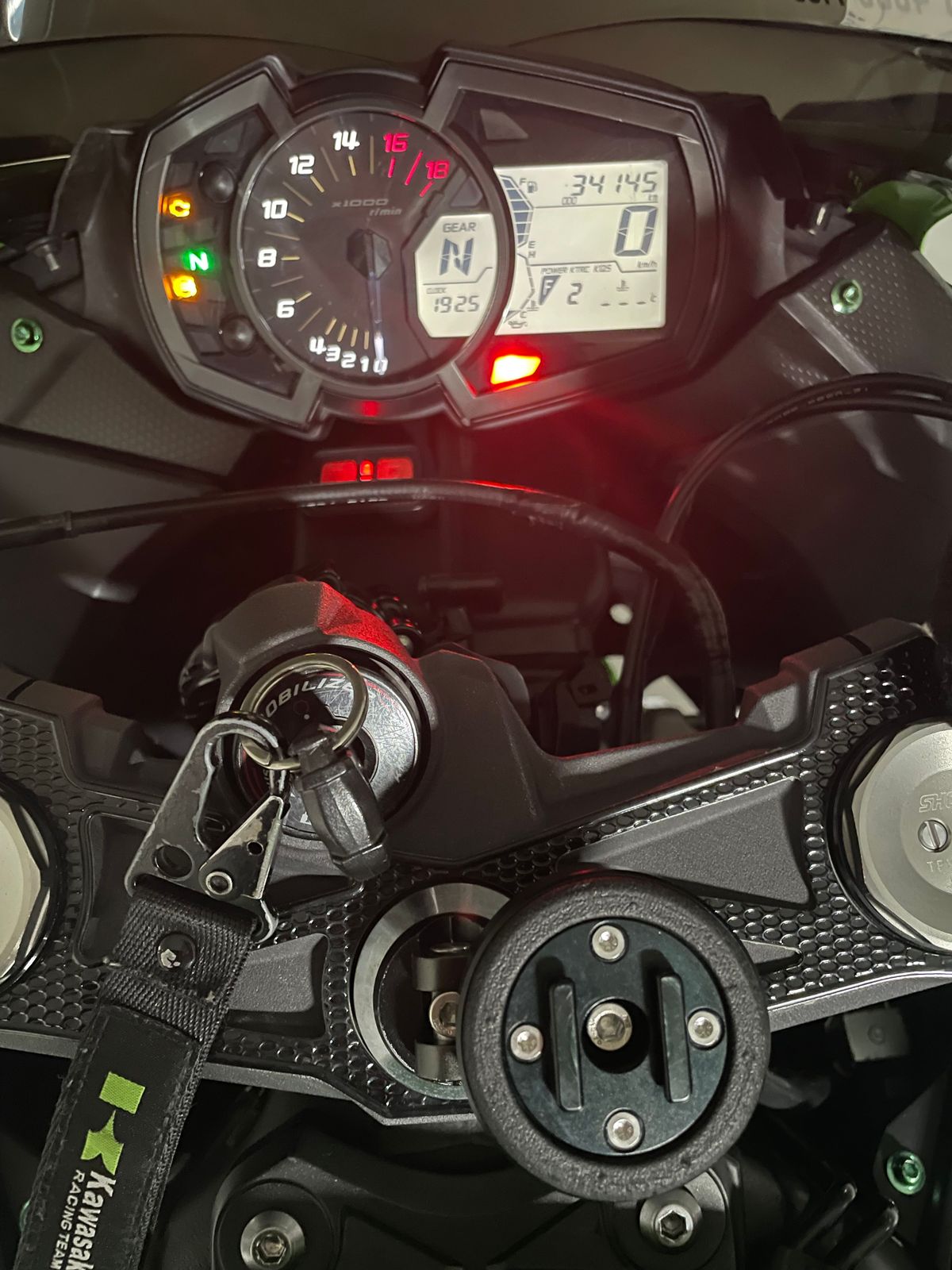 가와사키 닌자 ZX-6R 4