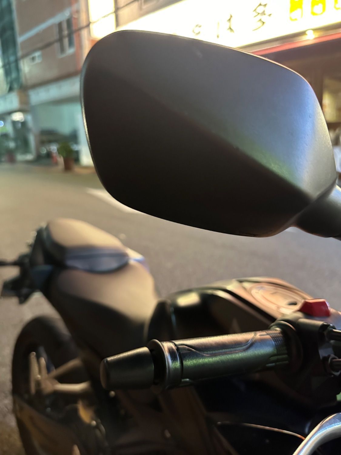 혼다 CB 125 R 7