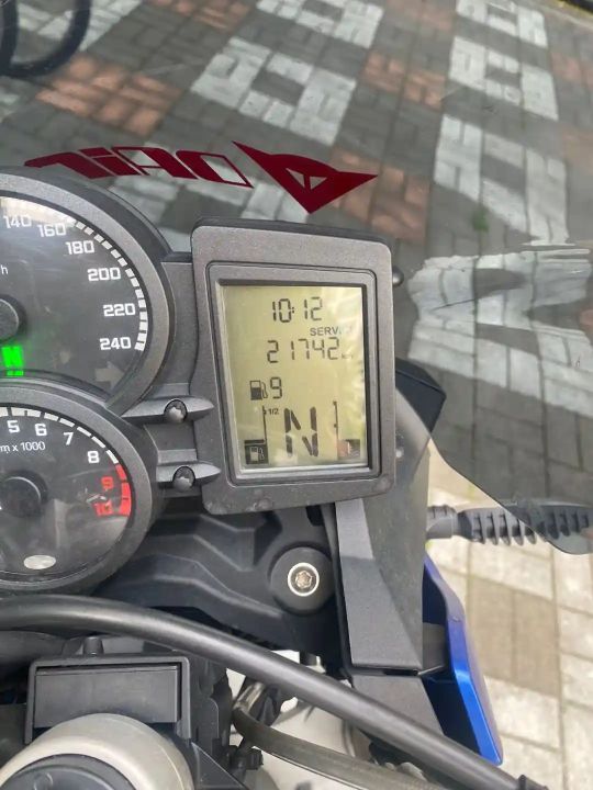 BMW F 800 R main