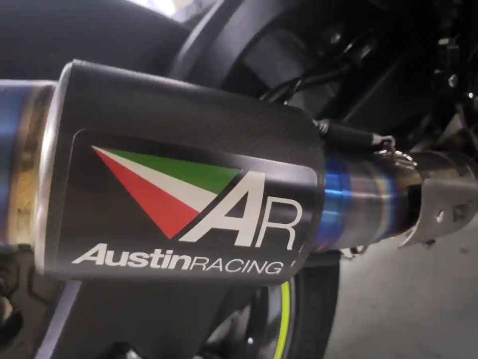 스즈키 GSX R 1000 R main