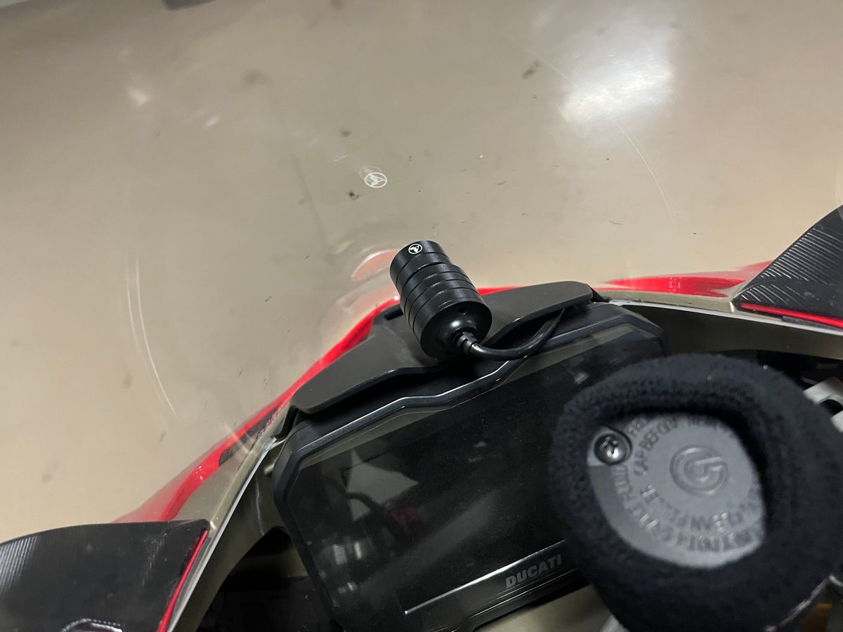 두카티 파니갈레 V4 S 12