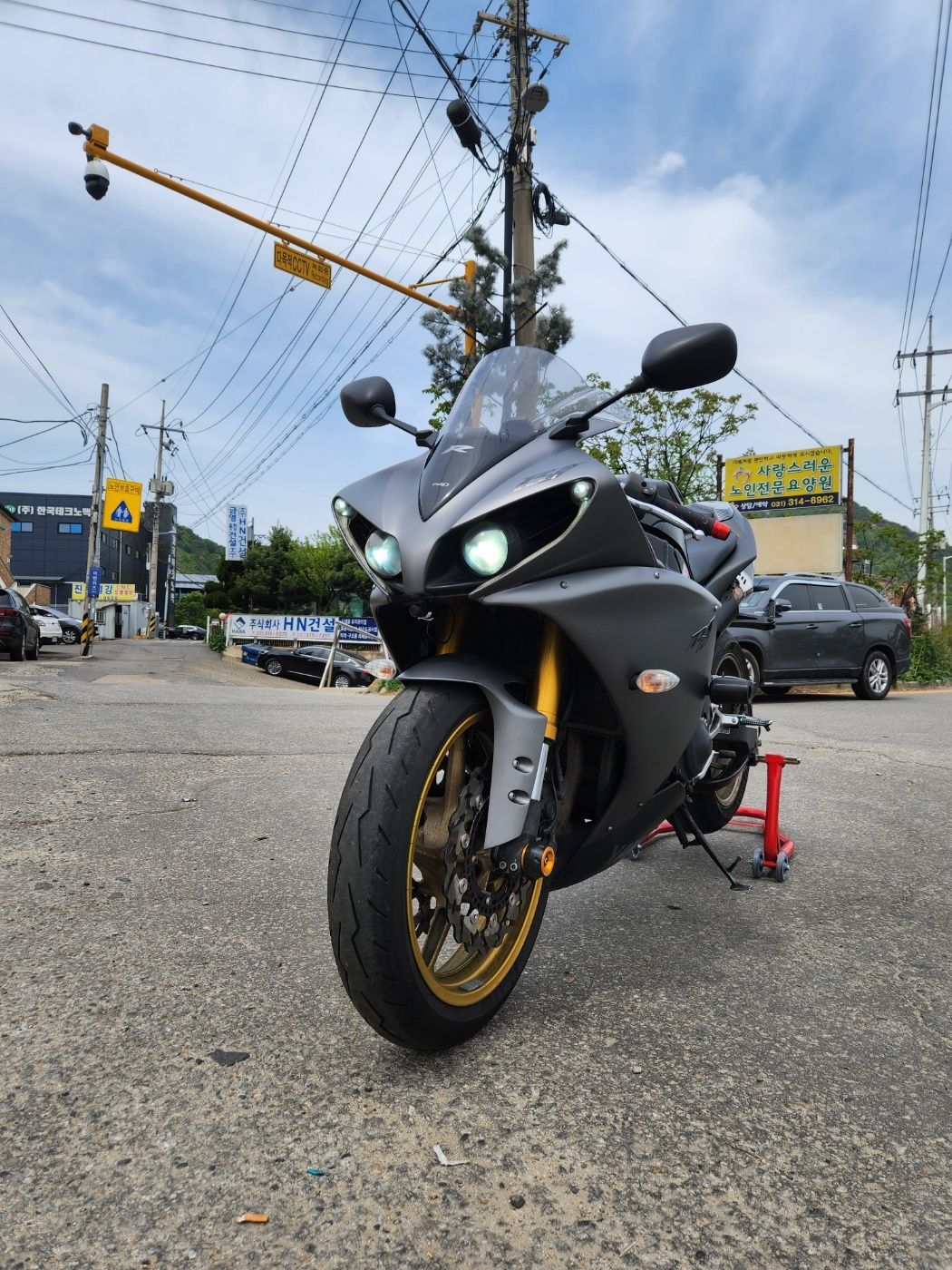 야마하 YZF R1 8