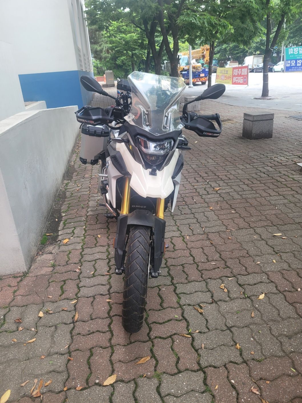 BMW G 310 GS more