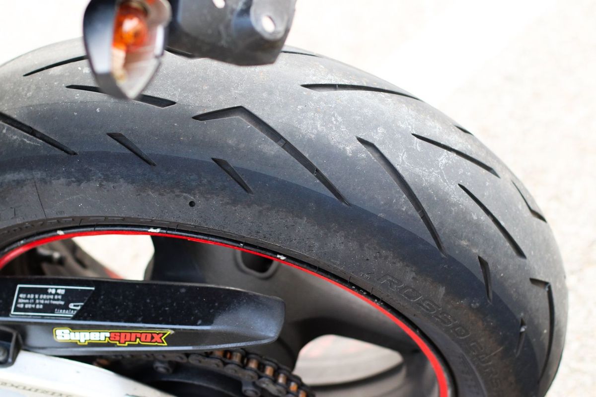 혼다 CBR 1000 RR 9