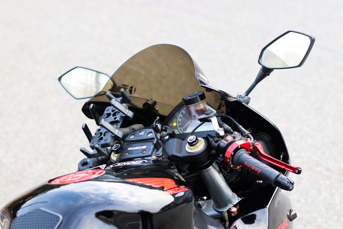 혼다 CBR 1000 RR 6