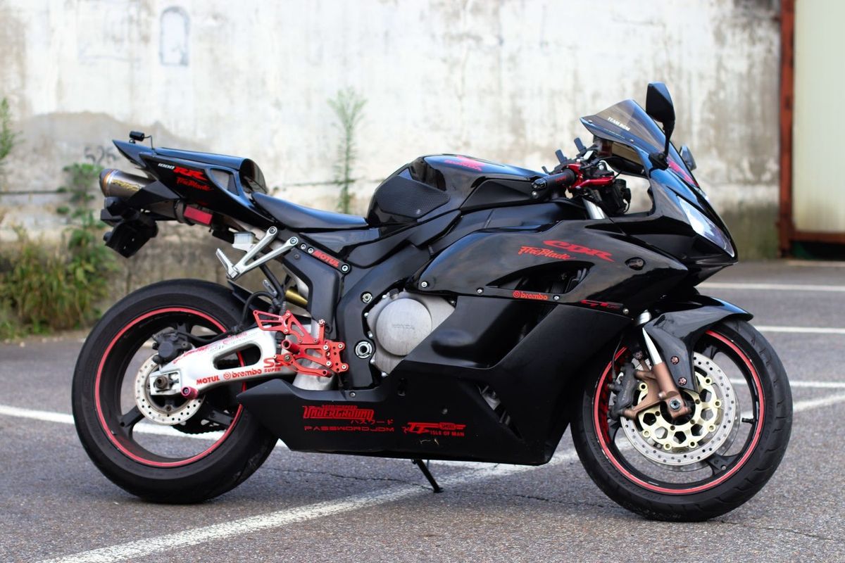 혼다 CBR 1000 RR main