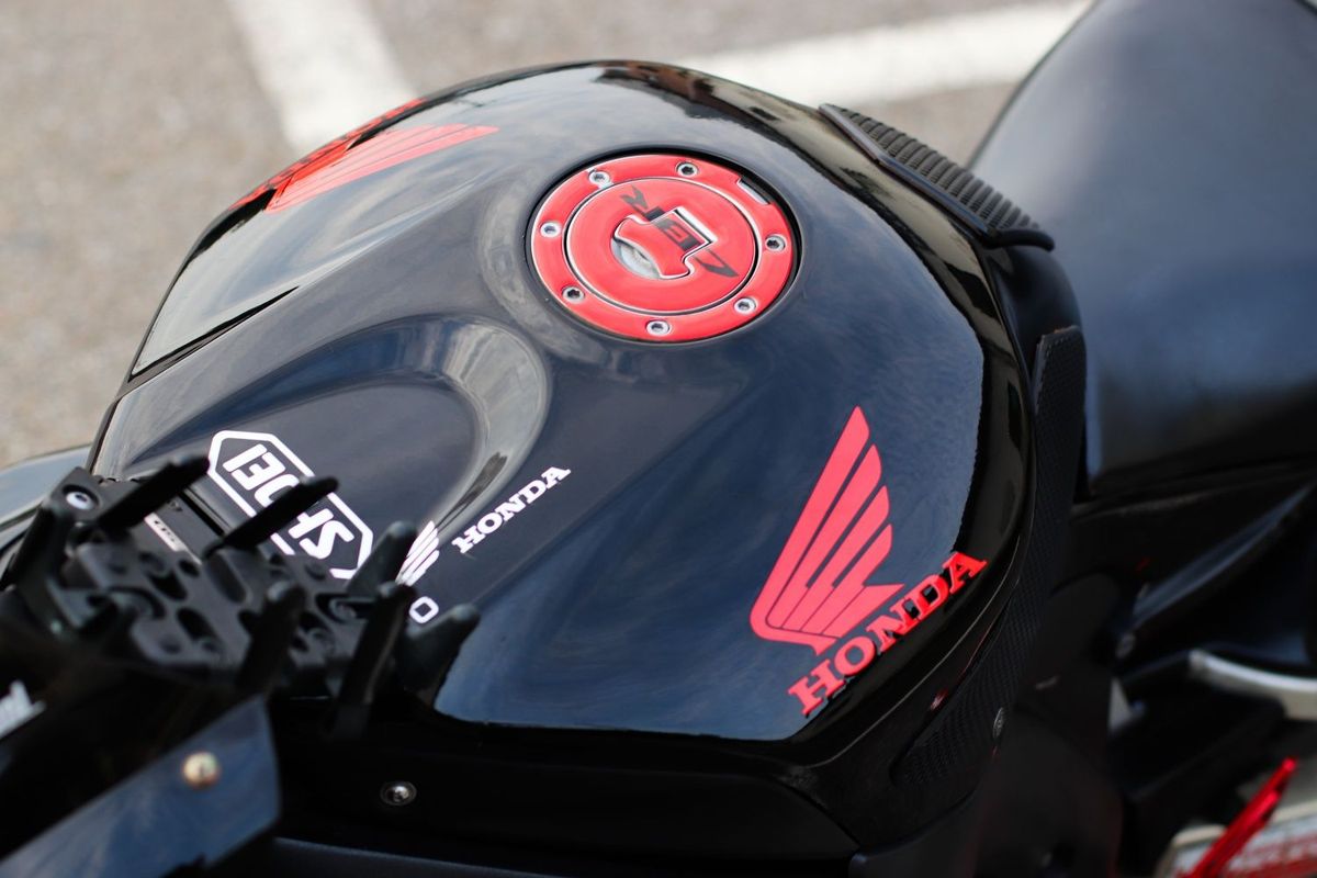 혼다 CBR 1000 RR 14