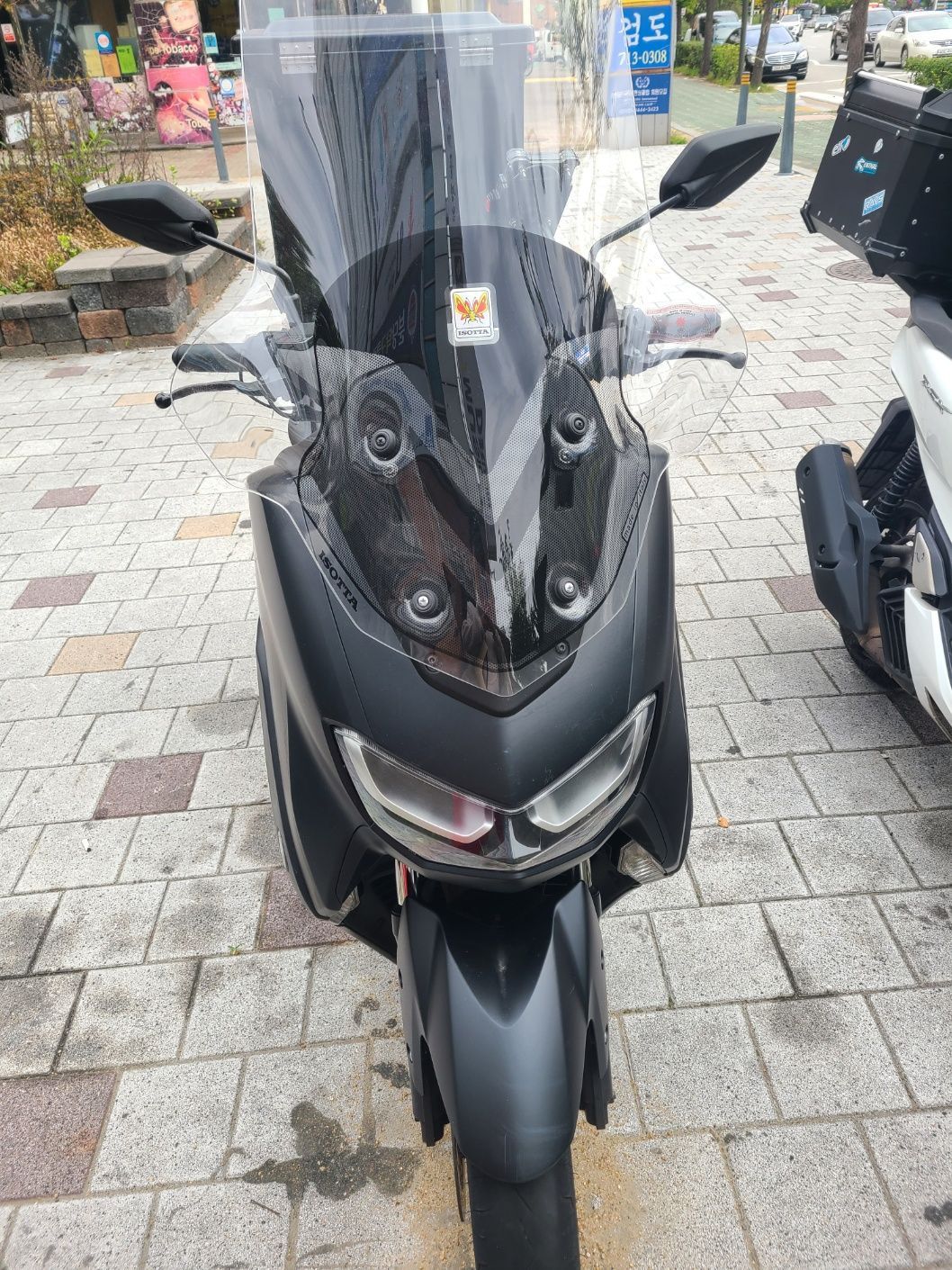 야마하 NMAX 125 more