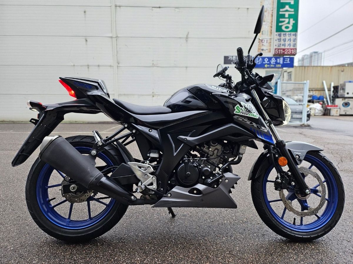 스즈키 GSX S 125 more