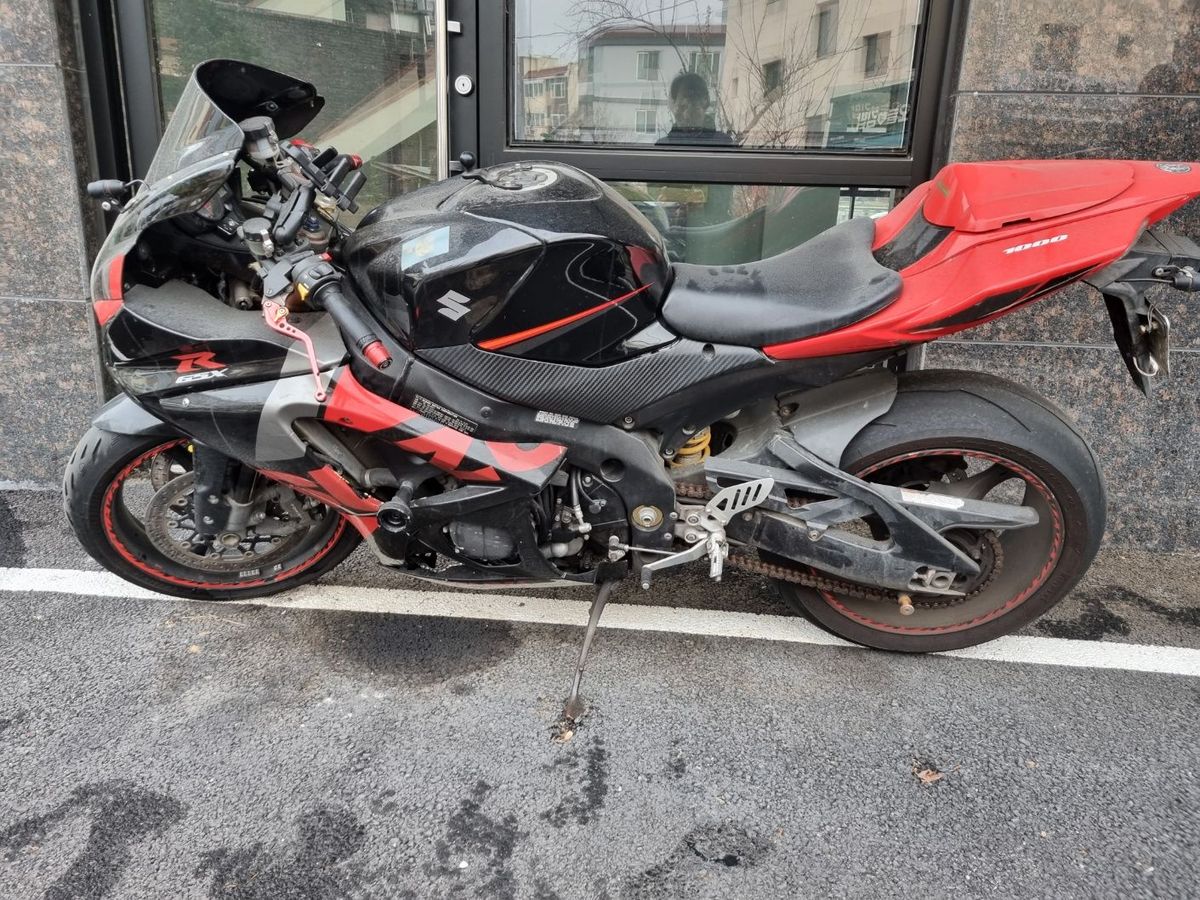 스즈키 GSX R 1000 4