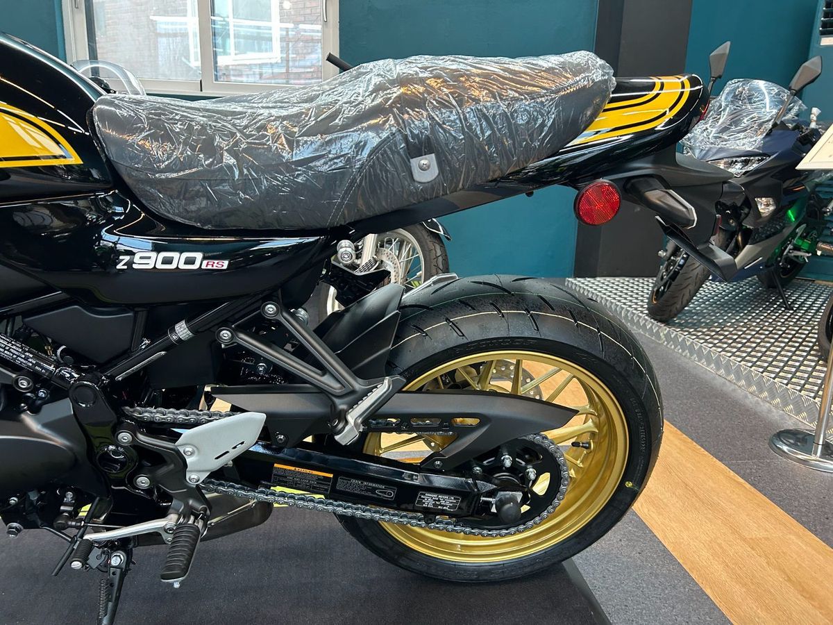 가와사키 Z 900 RS SE 5