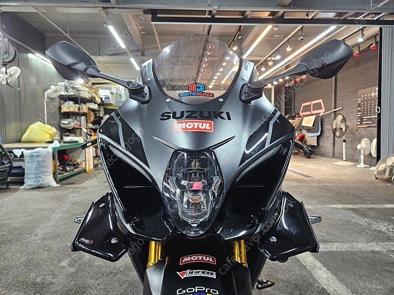 스즈키 GSX R 1000 R 9