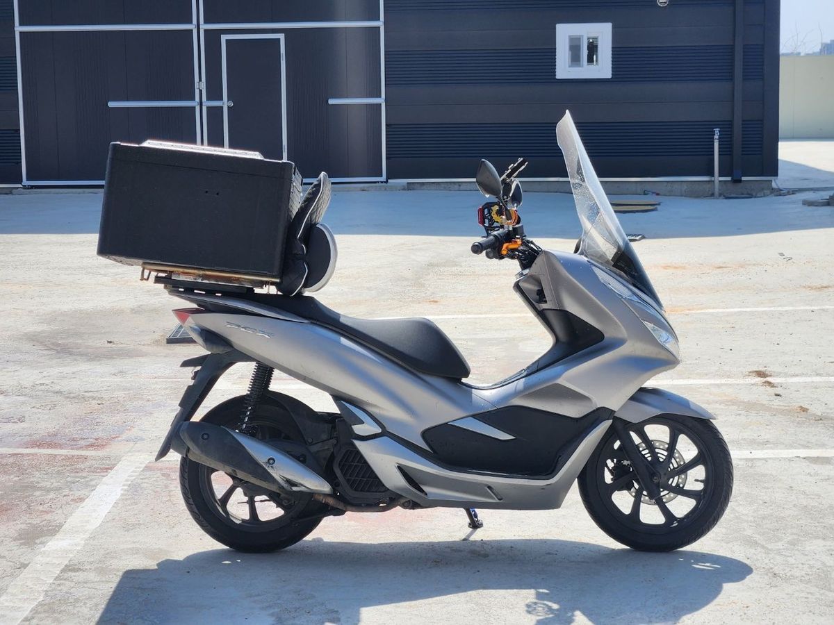 혼다 PCX 125 more