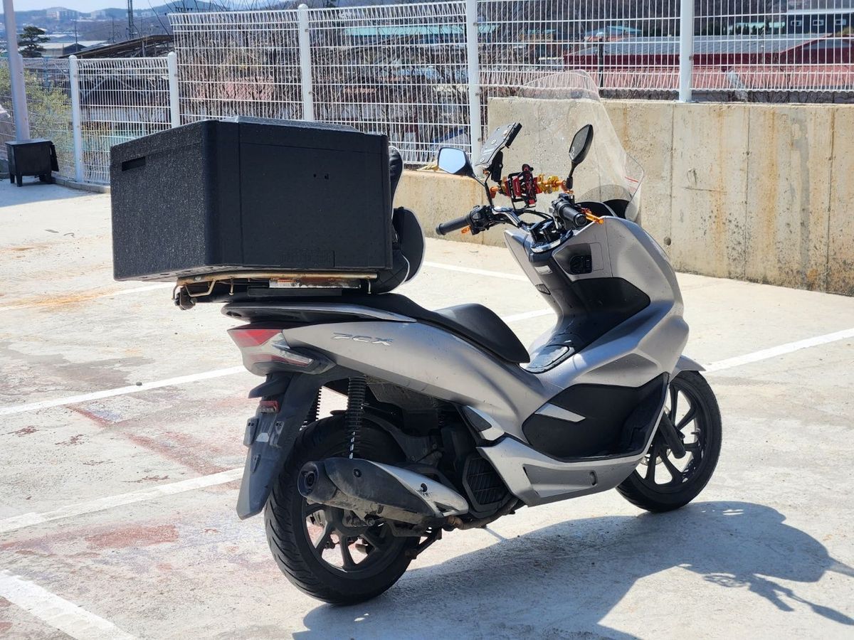 혼다 PCX 125 4