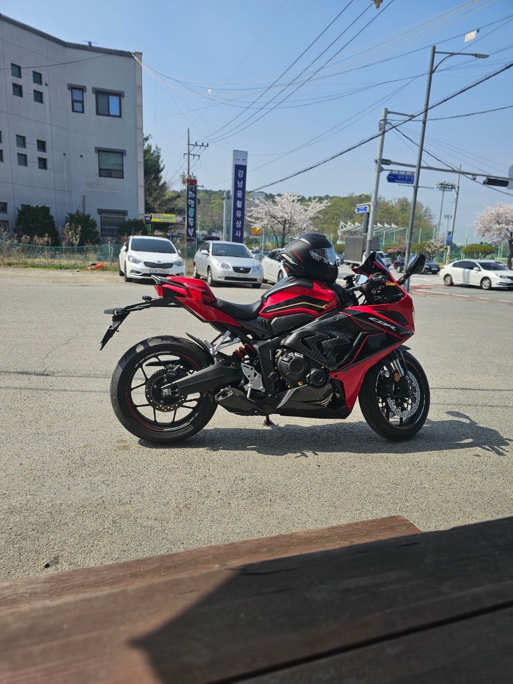 혼다 CBR 650 R MT 8