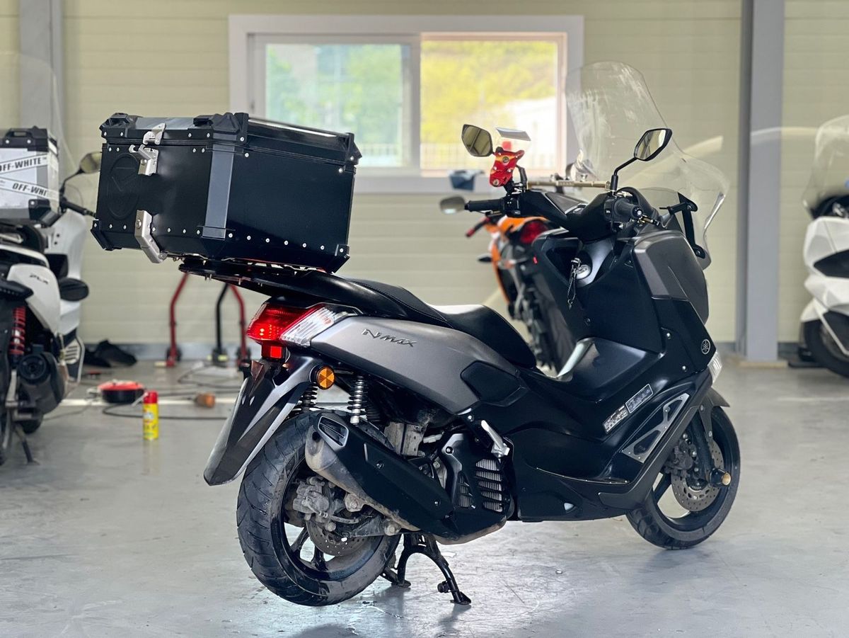 야마하 NMAX 125 7