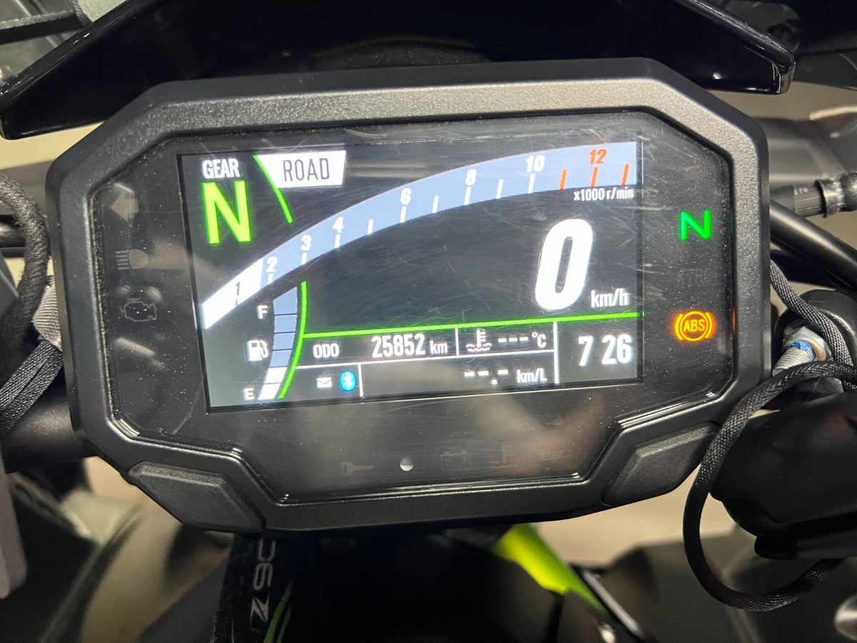 가와사키 Z 900 4