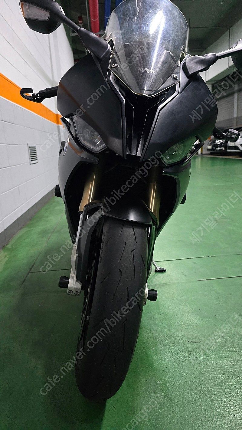 BMW S 1000 RR thumb 2