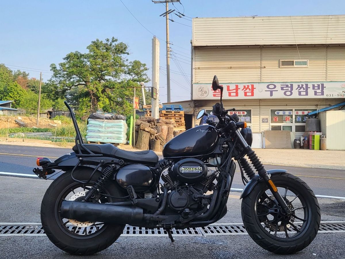 KR모터스 아퀼라 125 main