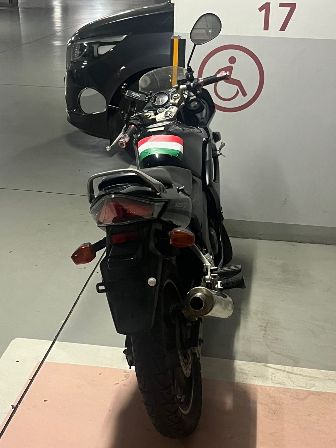 혼다 CBR 125 R 4