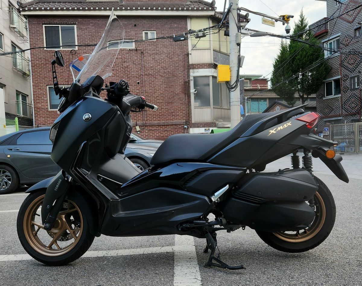 야마하 XMAX 300 ABS 4