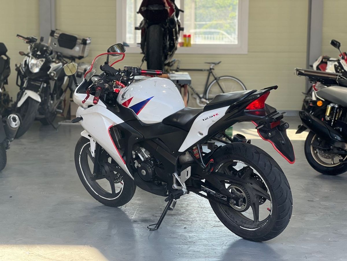 혼다 CBR 125 R 5