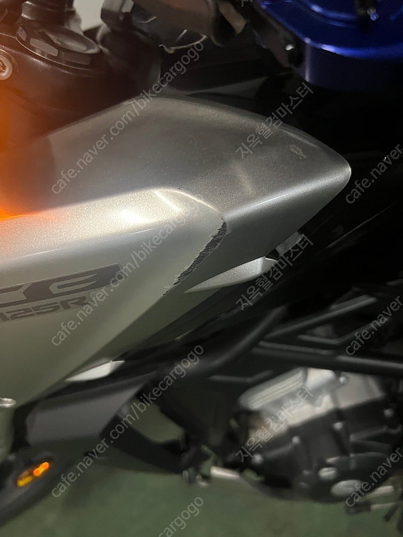 혼다 CB 125 R 6
