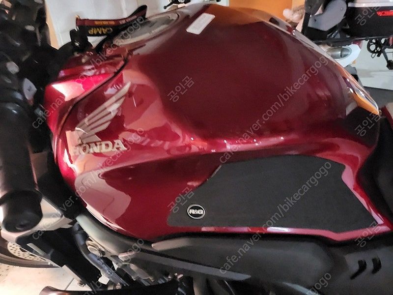 혼다 CB 650 R more