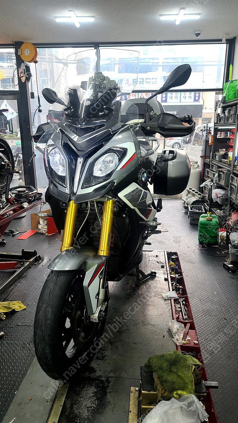 BMW S 1000 XR 24