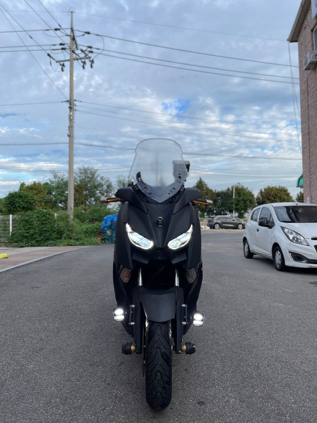 야마하 XMAX 300 ABS 5