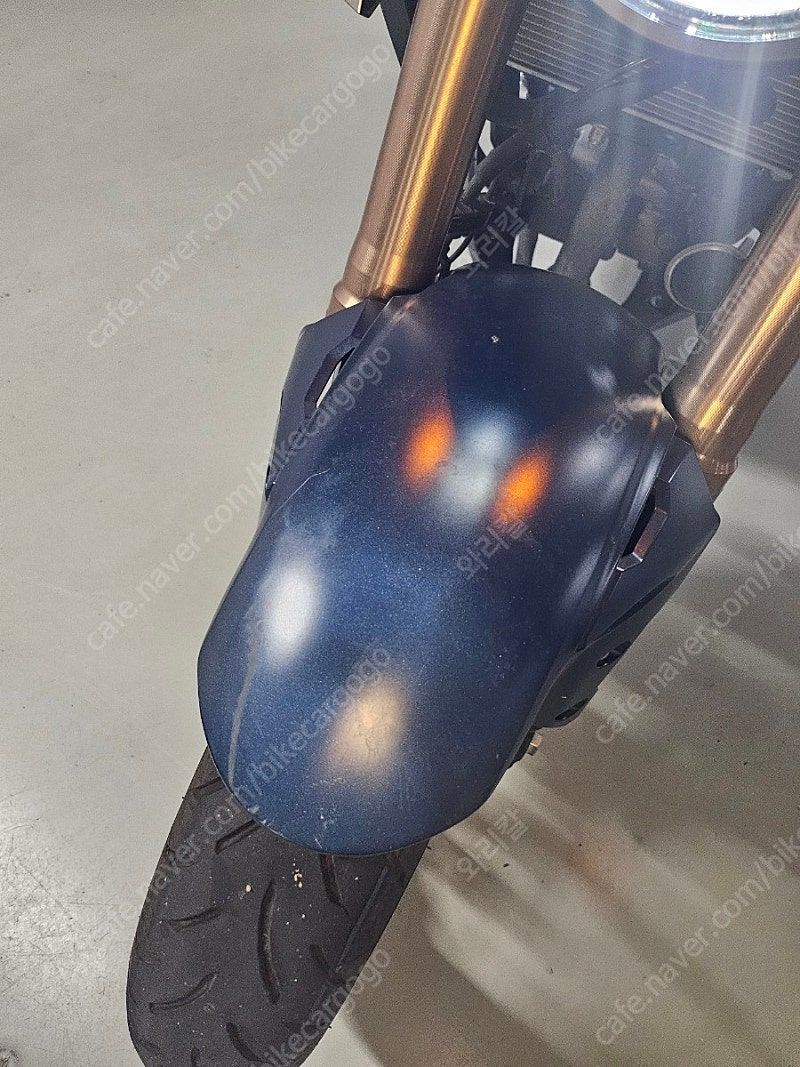 혼다 CB 125 R 9