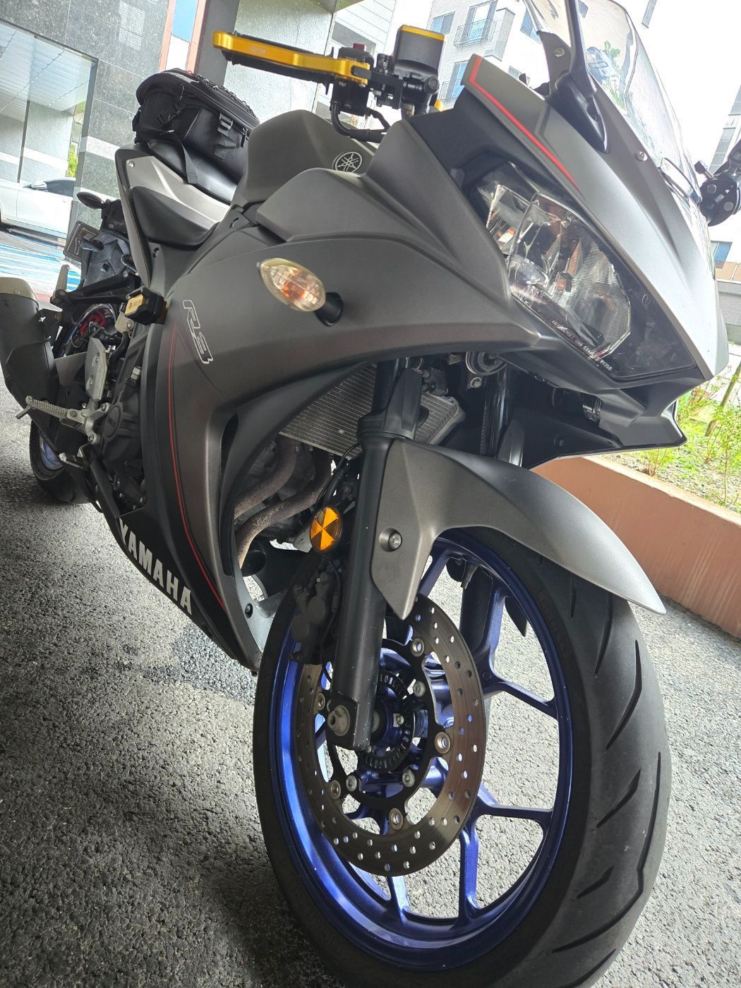 야마하 YZF R3 9
