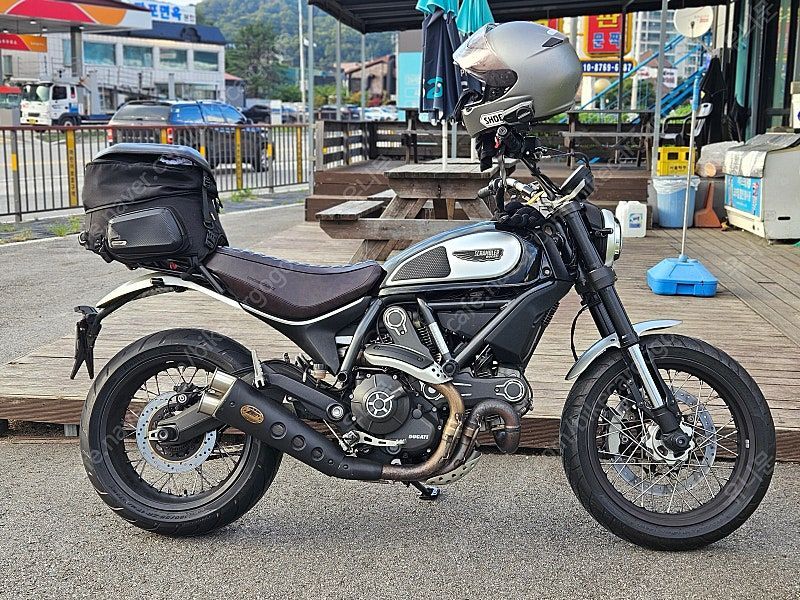 두카티 스크램블러 클래식 7