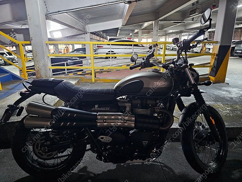 트라이엄프 SCRAMBLER 900 main