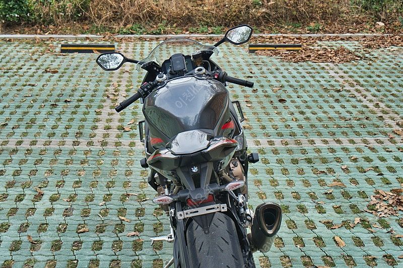 BMW S 1000 RR thumb 2