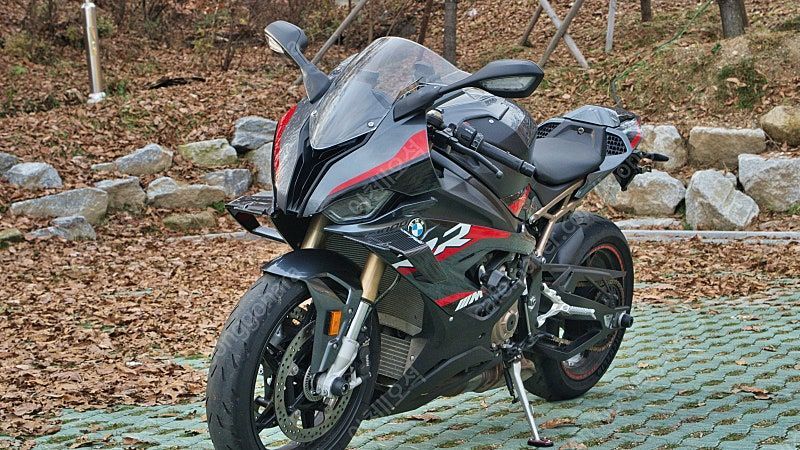 BMW S 1000 RR main