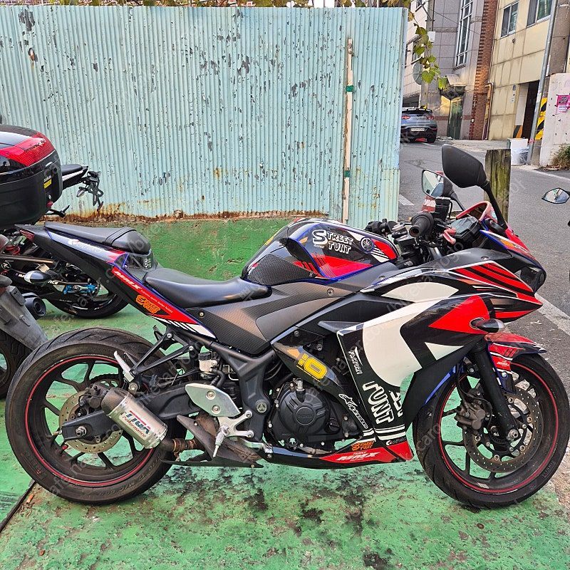 야마하 YZF R3 8