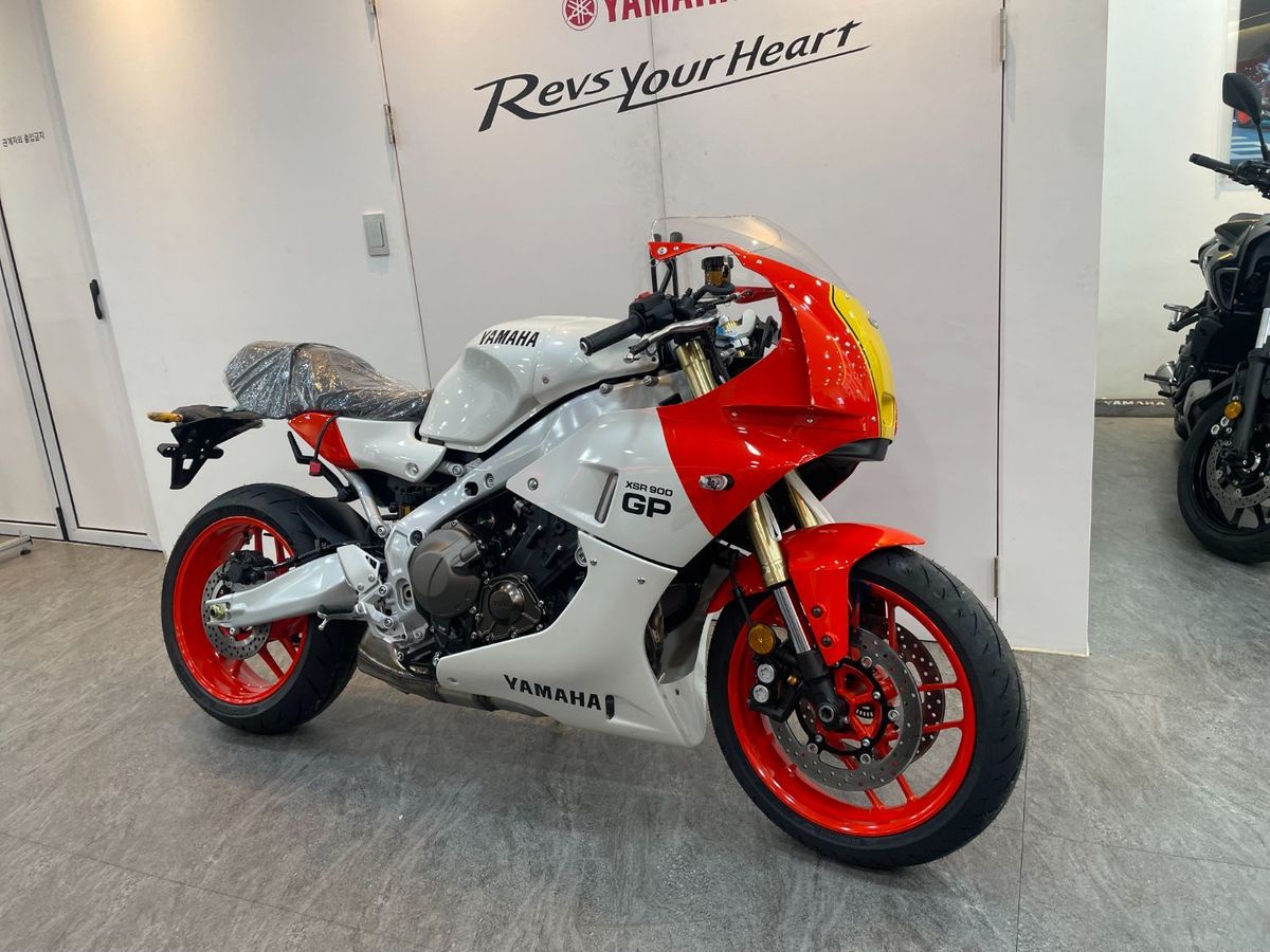 야마하 XSR 900 GP more